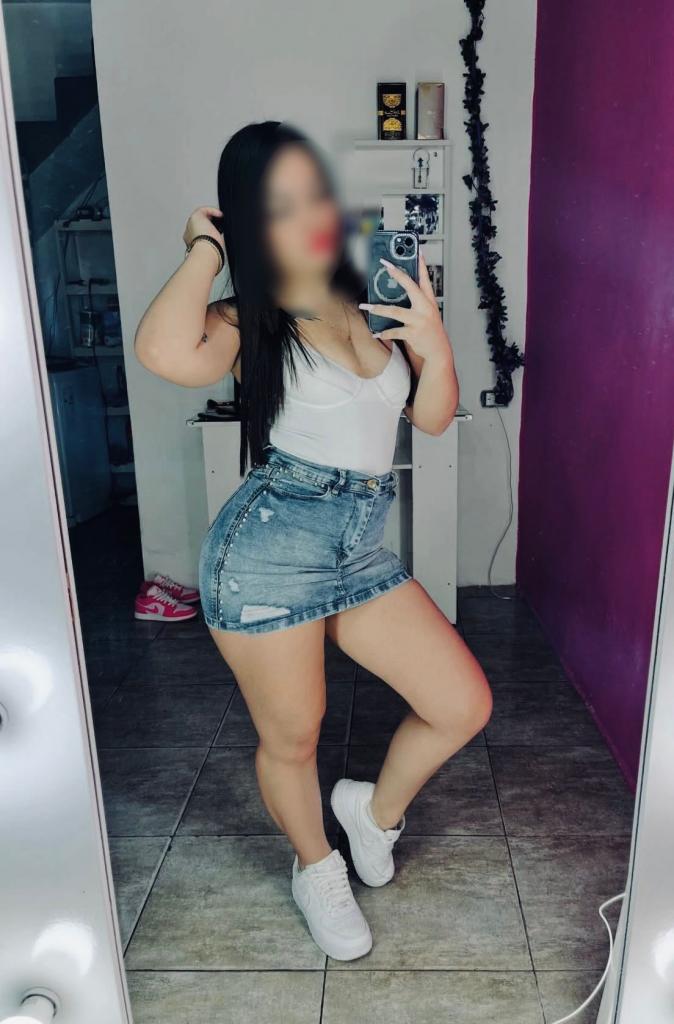 641695772: Chica busca chico en Madrid