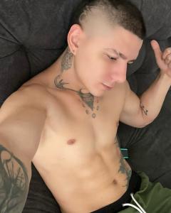 623121043: Chico busca chica en Granada