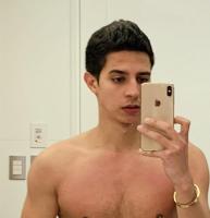 647335856: Chico busca chica en Valencia