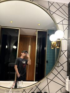 641454323: Chico busca chica en Barcelona