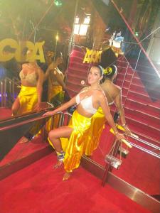 663407239: Travesti en Valencia