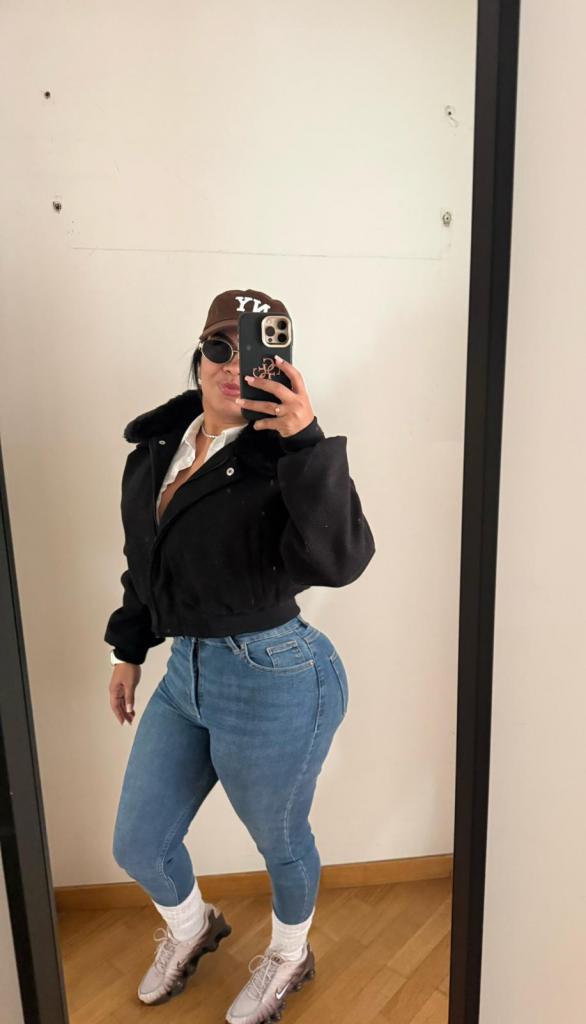 Chica busca chico en Tenerife: 