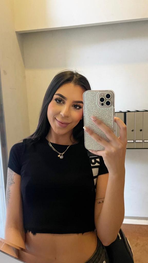 Chica busca chico en Barcelona: 