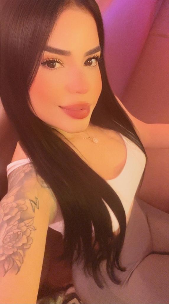 603987183: Chica busca chico en Cádiz