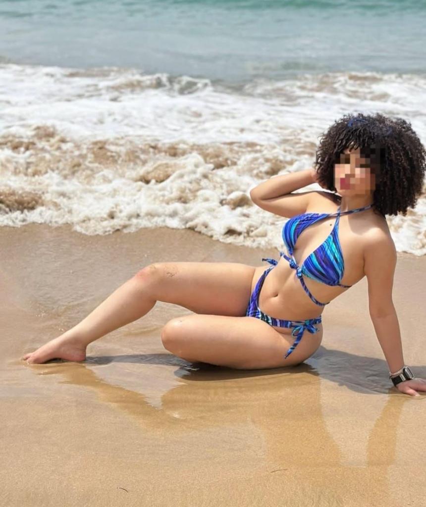 Chica busca chico en Huelva: 