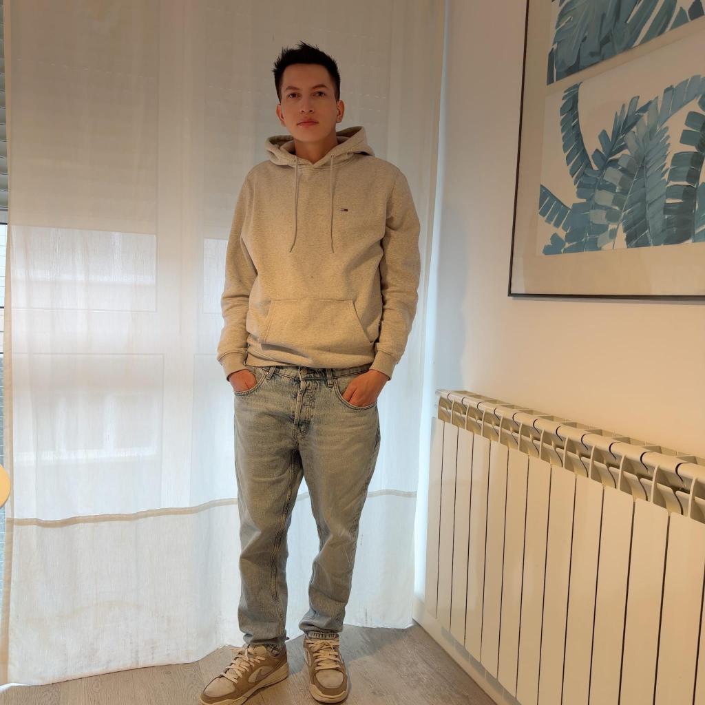 610842268: Chico busca chica en León