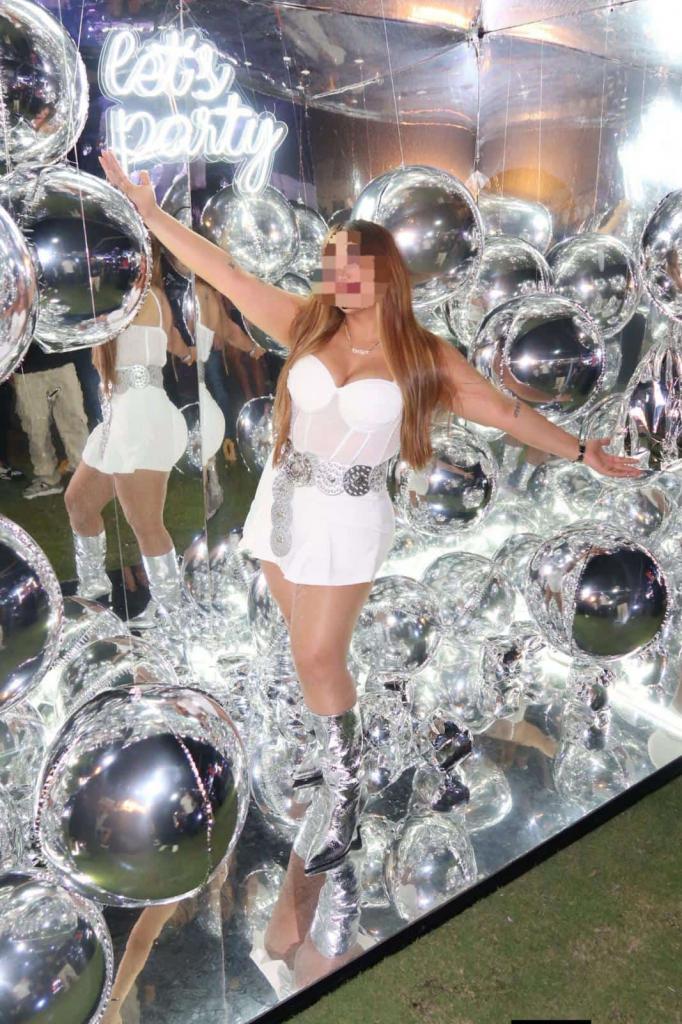 632181623: Chica busca chico en Lugo