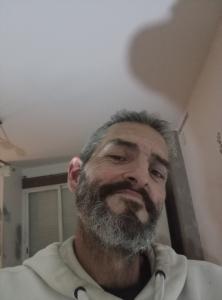 684715889: Chico busca chica en Valencia