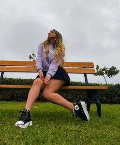 613659586: Chica busca chico en Murcia