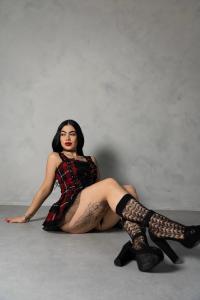 602864222: Chica busca chico en Ibiza