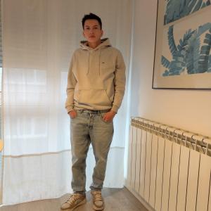 610842268: Chico busca chica en León