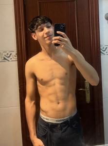 674344545: Chico busca chica en Granada