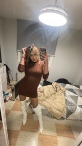 613840770: Travesti en León