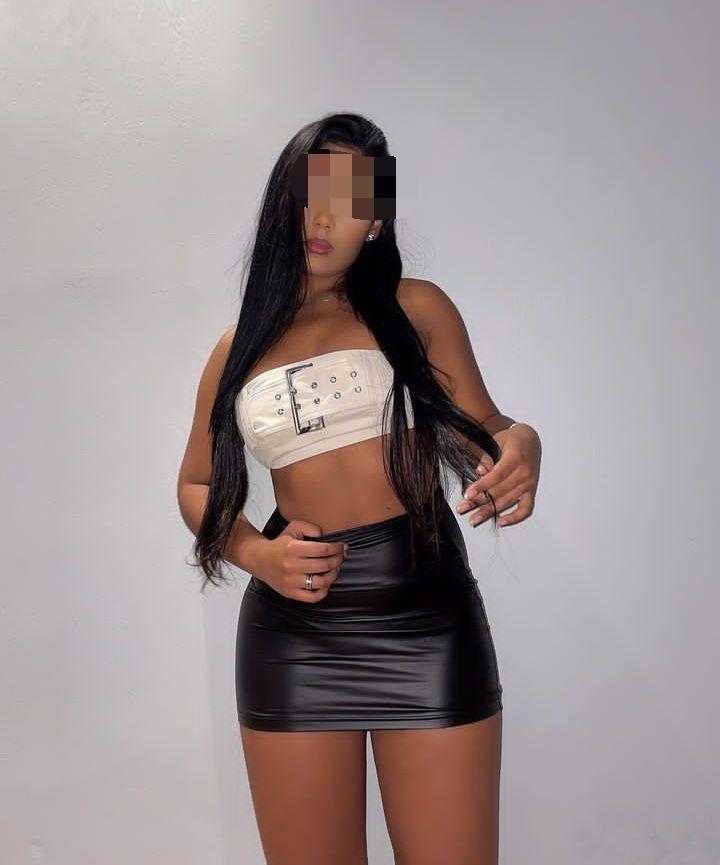 Chica busca chico en Granada: 