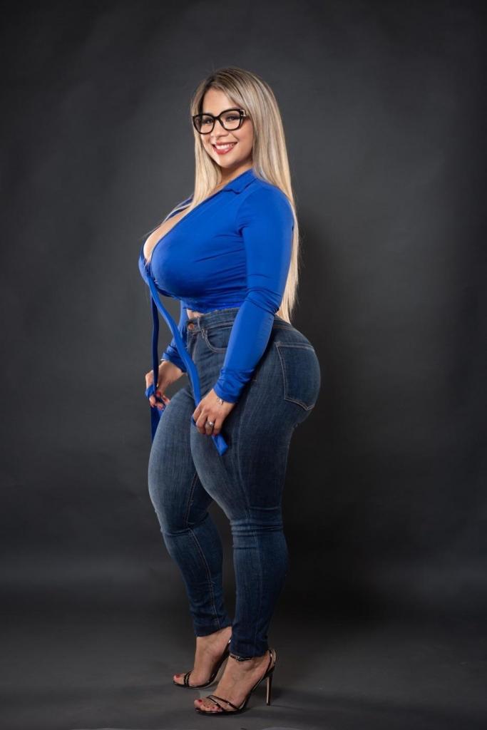 Chica busca chico en Tenerife: 