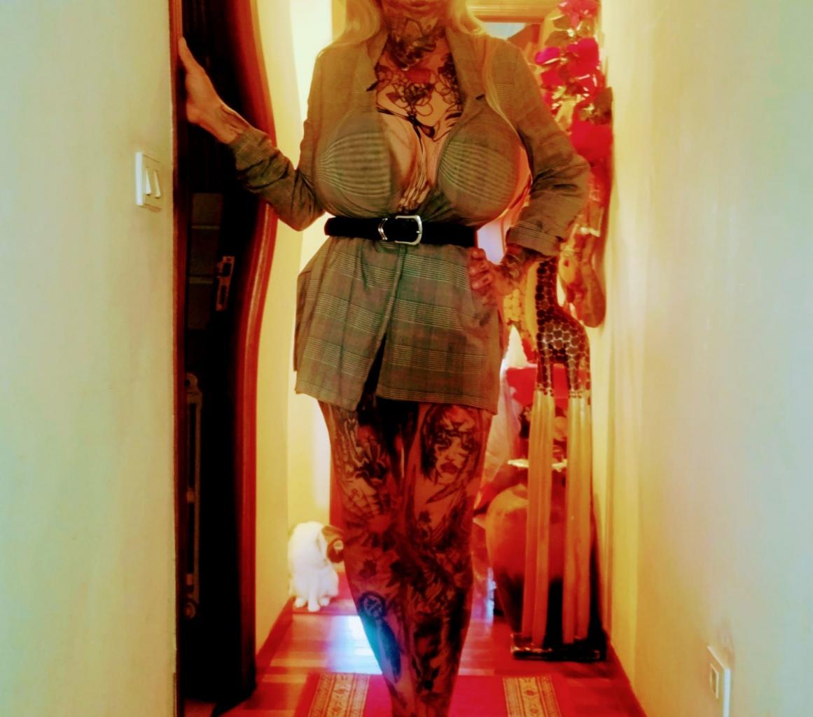 Chica busca chico en Orense: Chica busca chico