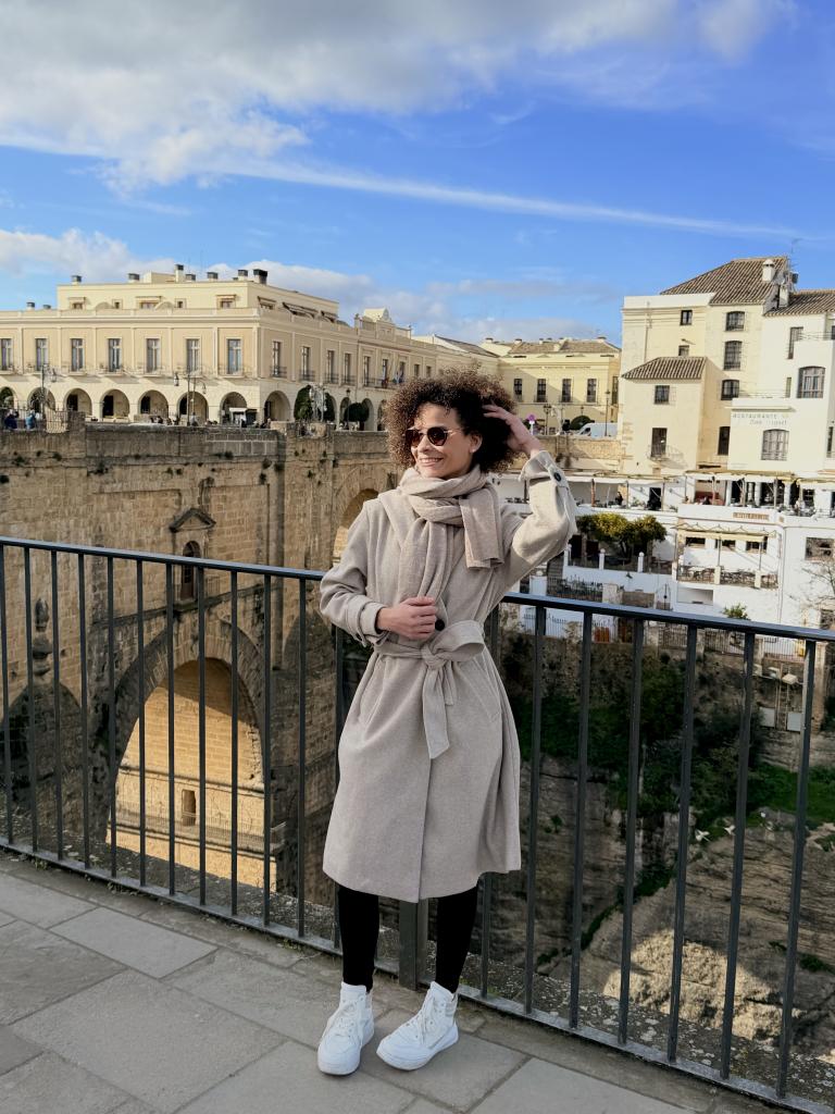 Chica busca chico en Sevilla: 