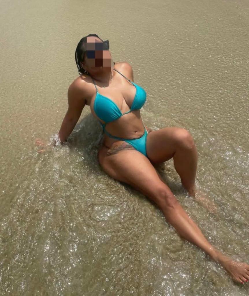 613796843: Chica busca chico en Madrid