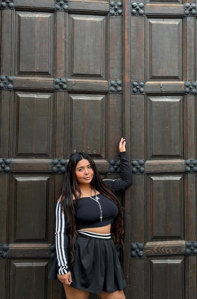 664299854: Chica busca chico en Madrid