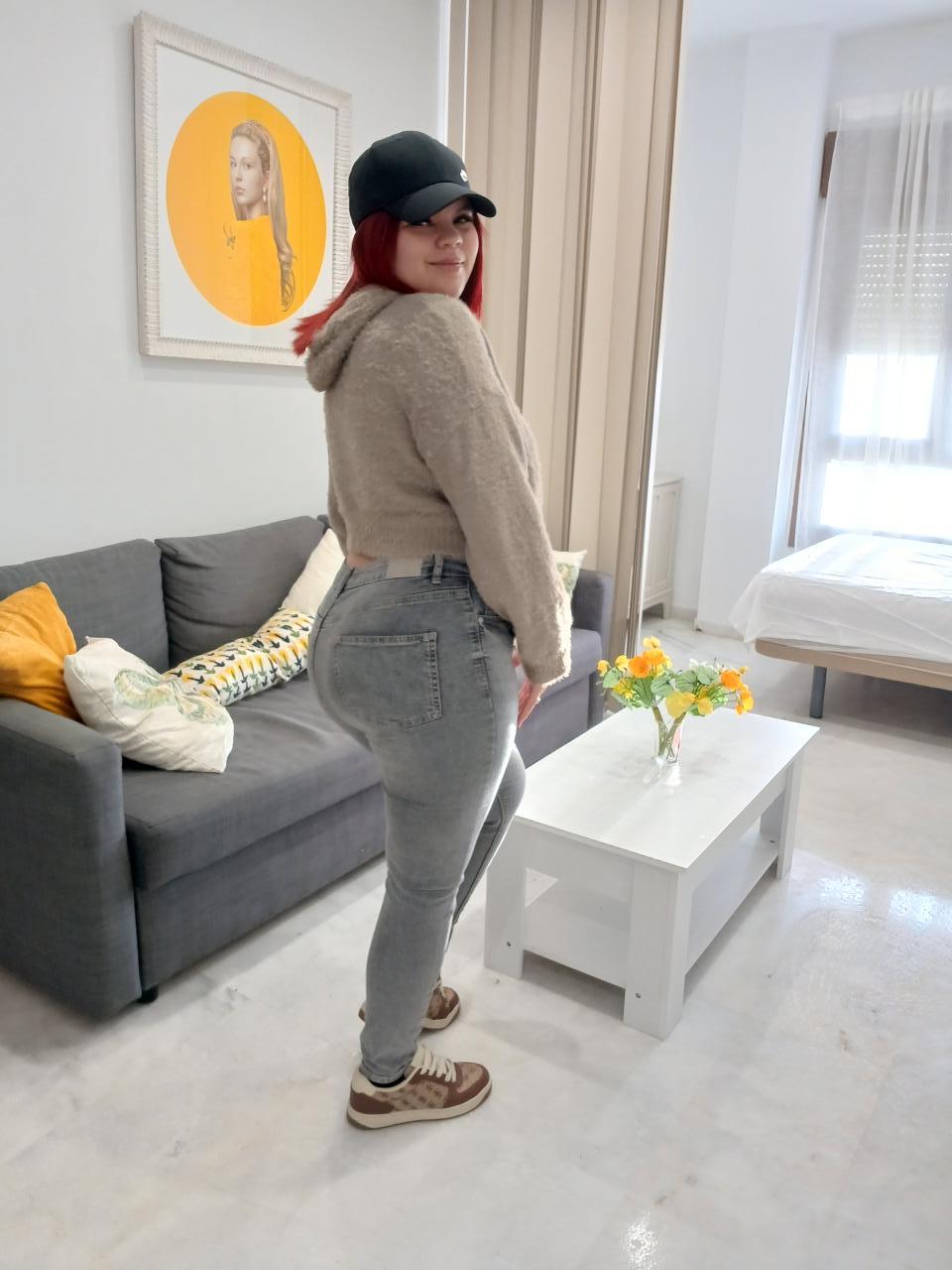 Chica busca chico en Granada: 