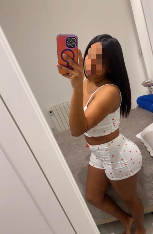 Chica busca chico en Granada: 