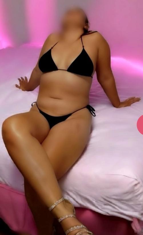 613798457: Chica busca chico en Alicante