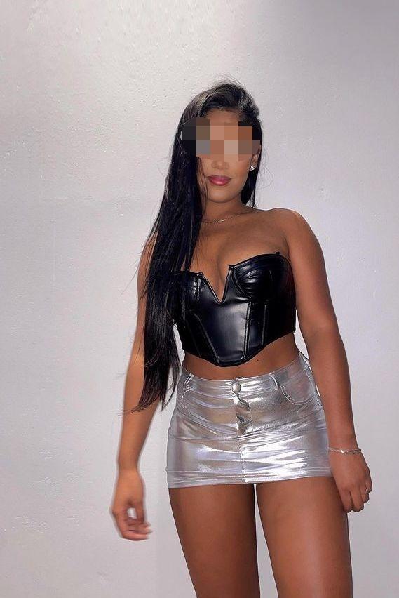 Chica busca chico en Granada: 