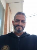 684715889: Chico busca chica en Valencia