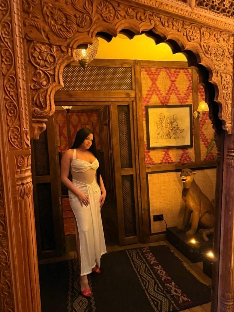 647163074: Chica busca chico en Málaga