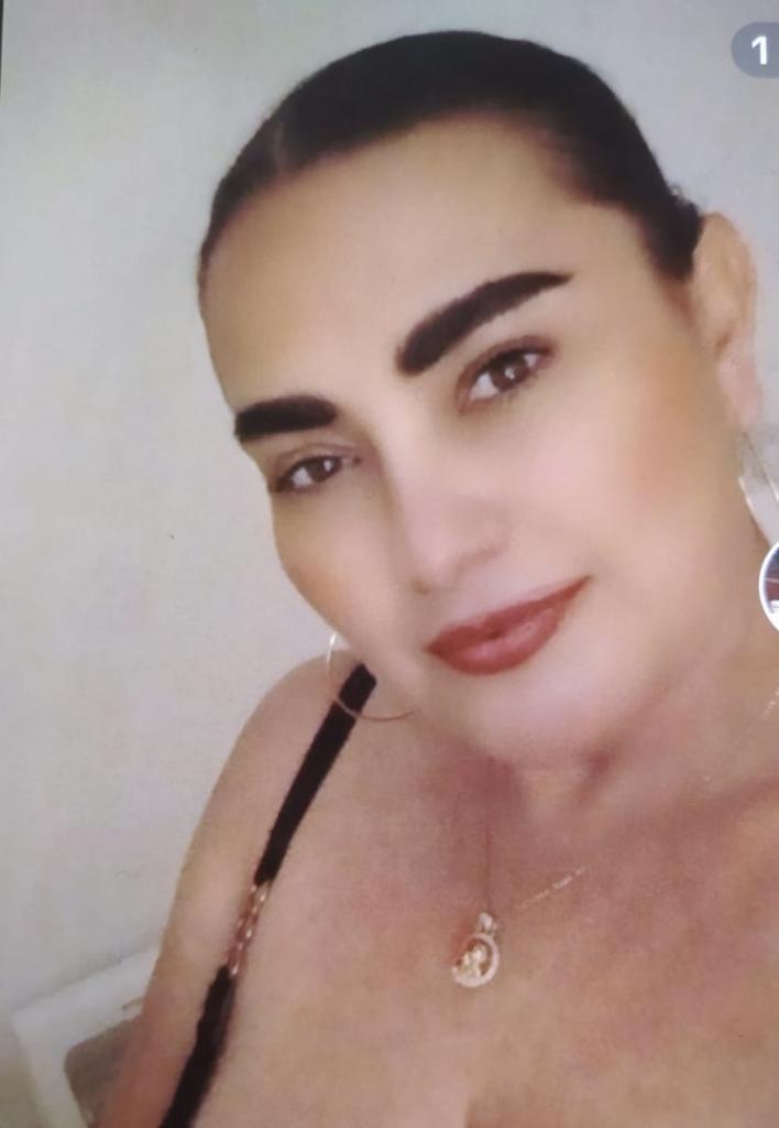 Chica busca chico en Granada: 