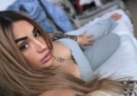 672989266: Chica busca chico en Valencia