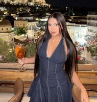 697708396: Chica busca chico en Barcelona