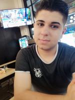 631341789: Chico busca chica en La Coruña