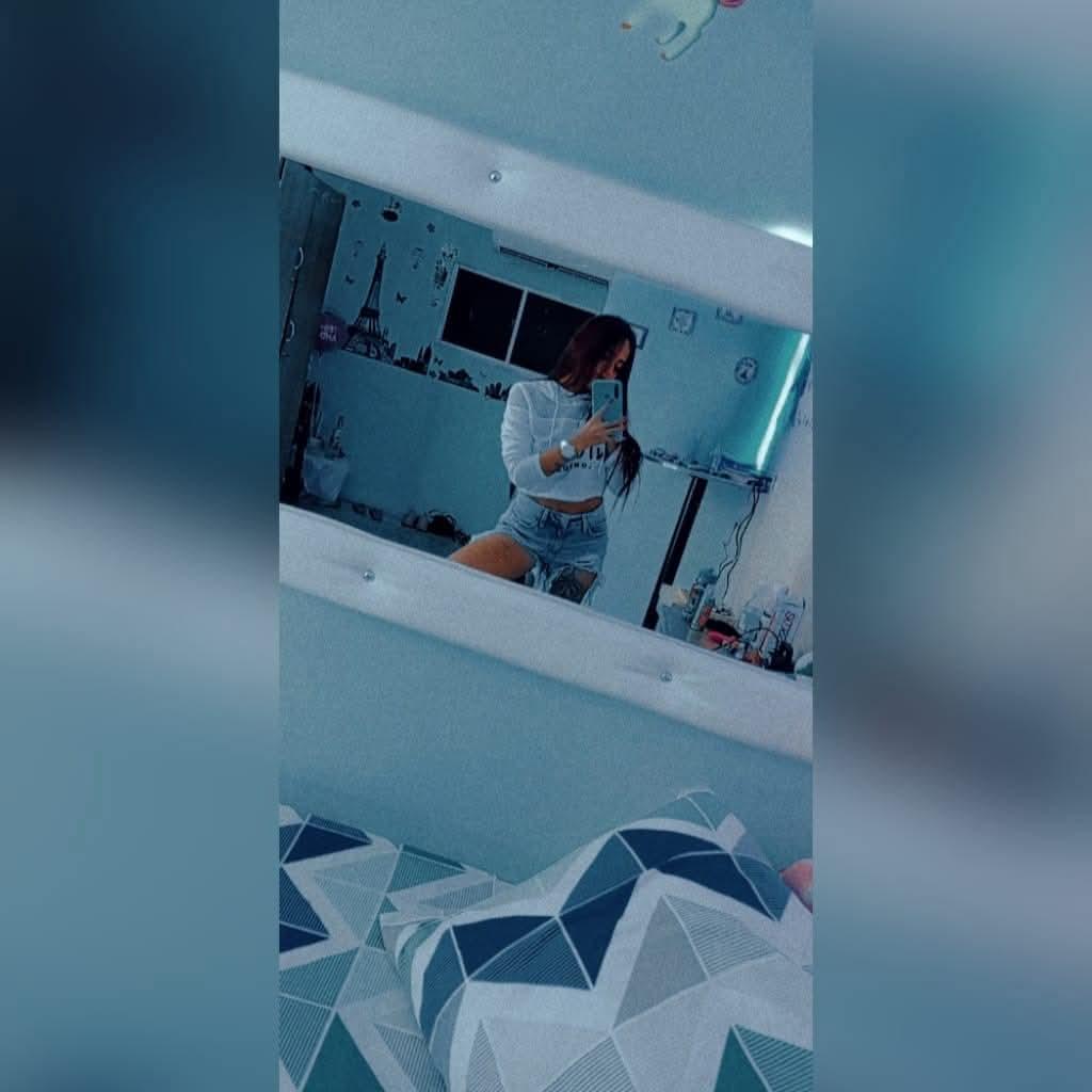 613933838: Chica busca chico en Valencia