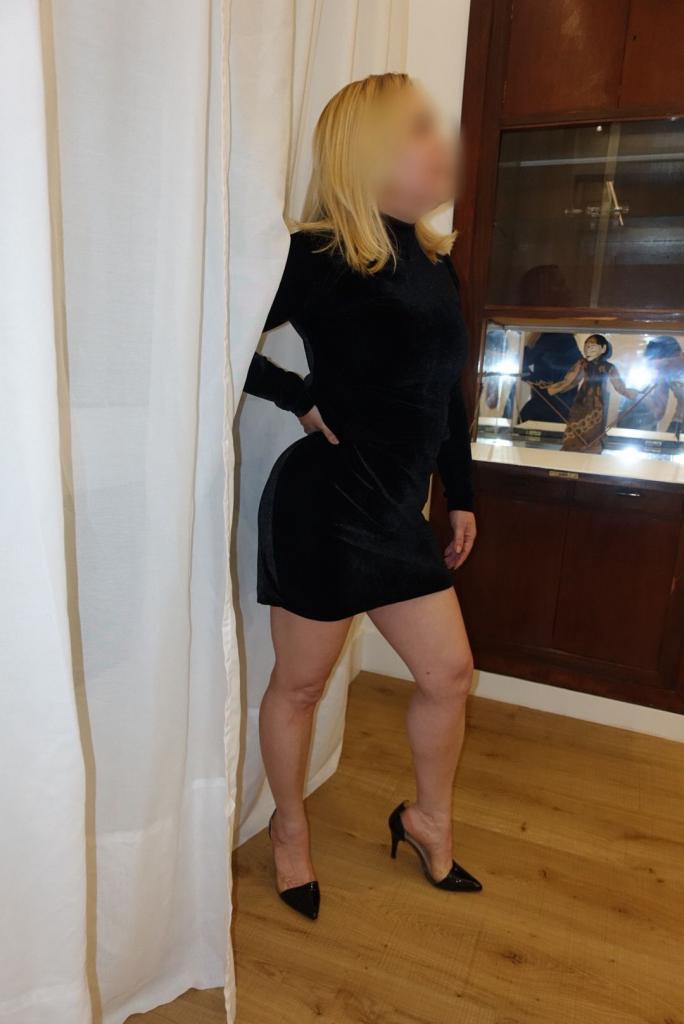 Chica busca chico en Asturias: 