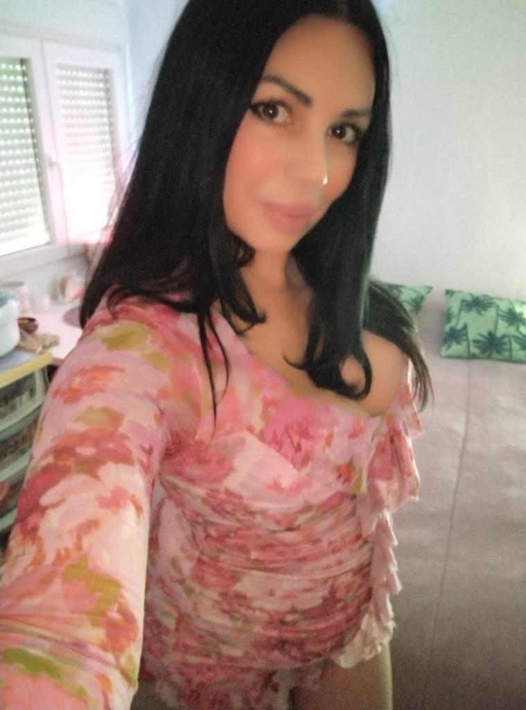 Chica busca chico en Alicante: 