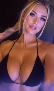 651621908: Chica busca chico en Barcelona