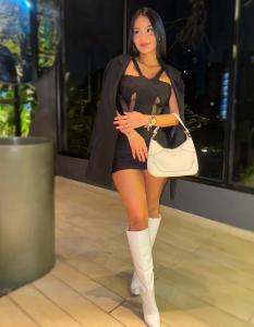 624303782: Chica busca chico en Gerona