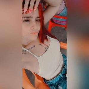 613933838: Chica busca chico en Valencia