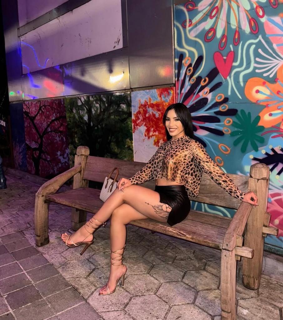 Chica busca chico en La Coruña: 