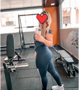 Chica busca chico en Huelva: 