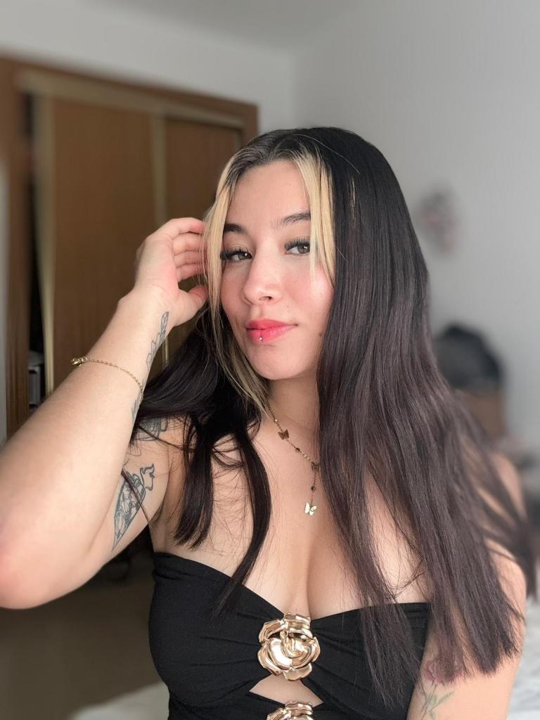 637094235: Chica busca chico en Málaga