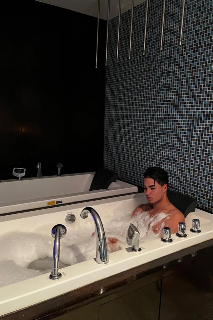 Chico busca chica en Alicante: 