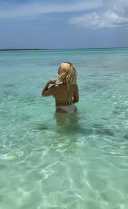 613594207: Chica busca chico en Valencia