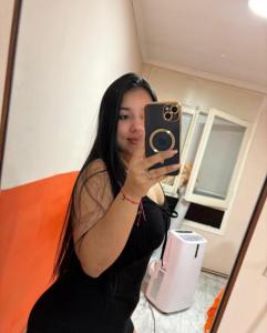 610196352: Chica busca chico en Granada