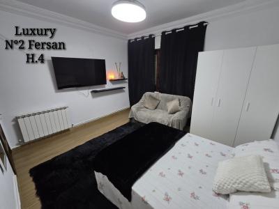 673664572: Chica busca chico en León