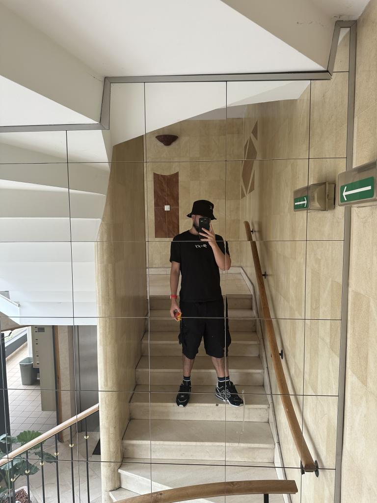 624675252: Chica busca chico en Madrid