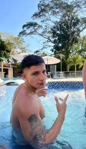 604343756: Chico busca chica en La Coruña