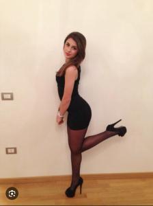 622254170: Chica busca chico en Madrid