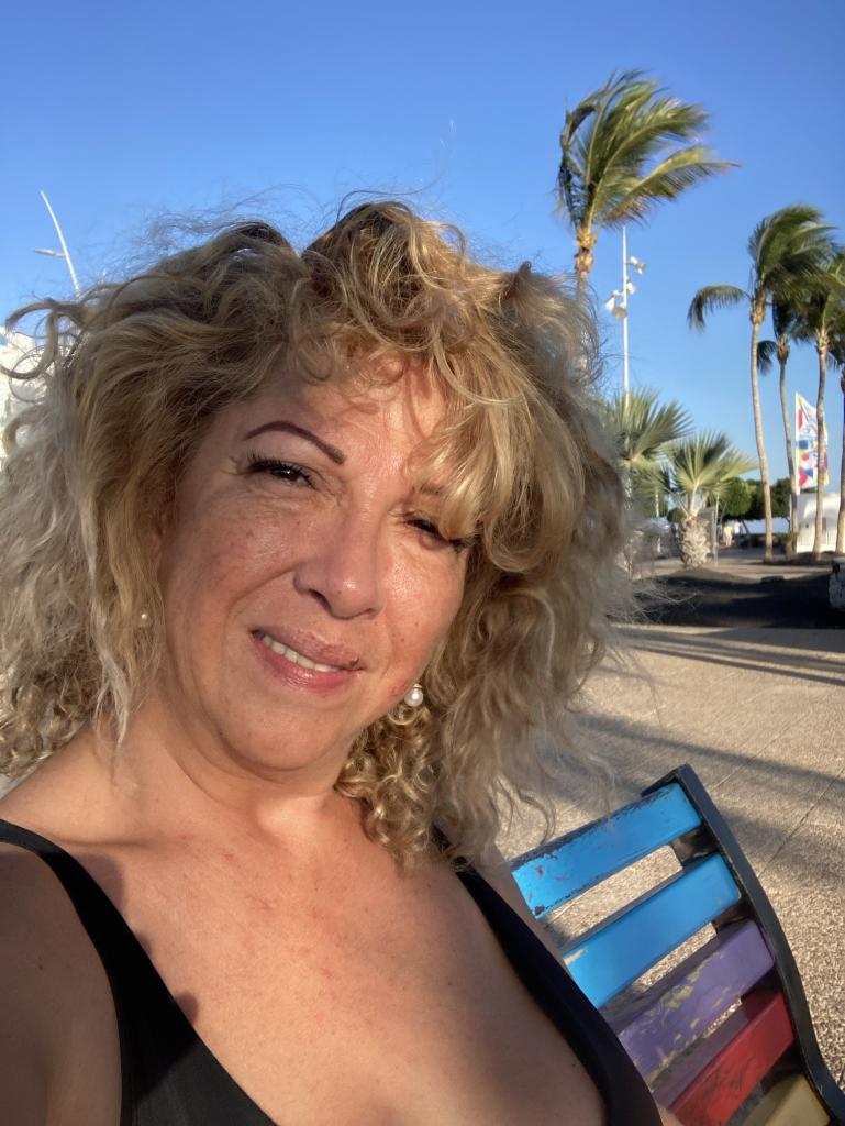 Chica busca chico en La Coruña: 